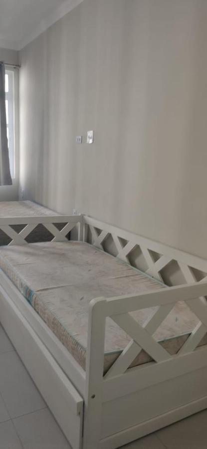 Pitangueiras Kitnetes Apartment Guaruja Bagian luar foto
